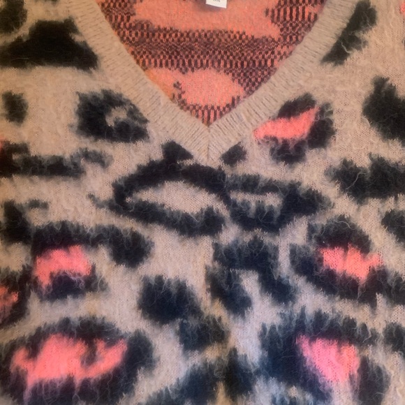 Wildfox Preppy Kitty Tatum Acrylic/Wool Sweater in Size Small - Picture 10 of 15